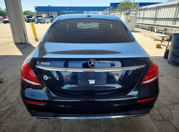 WDDZF4JB9HA011362 2017 MERCEDES-BENZ E Black წინა სალონის ხედი