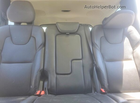 YV4A22PKXH1151240 2017 VOLVO XC90 Gray Вид задньої частини салону