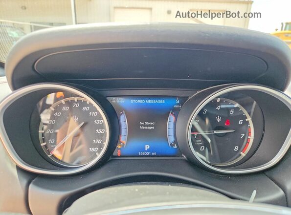 ZN661YUL1HX241268 2017 MASERATI LEVANTE Black უკანა სავარძლების ხედი