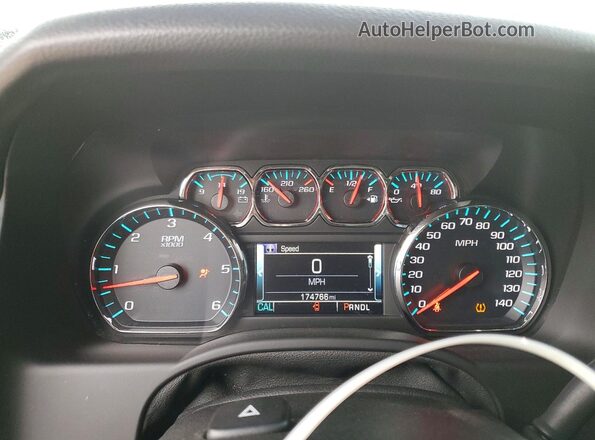 1GKS1BKC3JR238578 2018 GMC YUKON Silver 