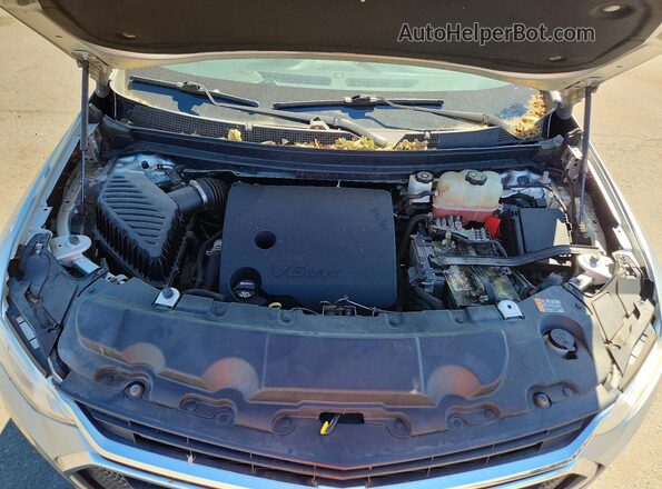 1GNERFKW1KJ135685 2019 CHEVROLET TRAVERSE Silver 