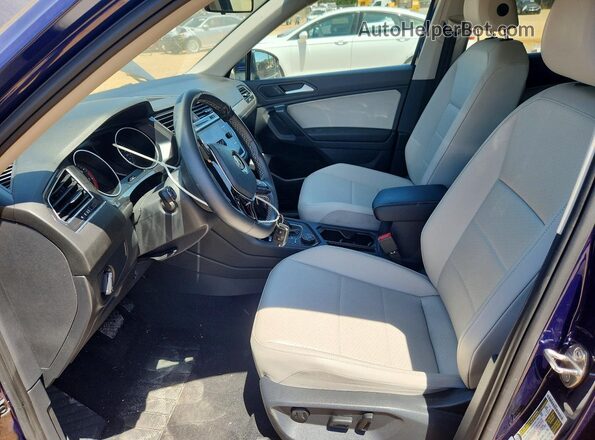 3VV2B7AX7MM103959 2021 VOLKSWAGEN TIGUAN Blue 