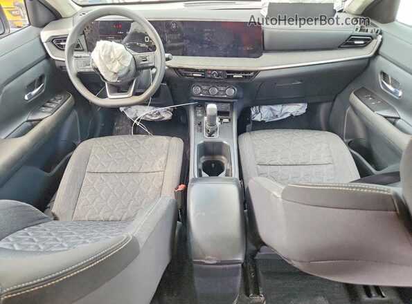 3N8AP6CA7SL303469 2025 NISSAN KICKS Blue Instrument cluster view