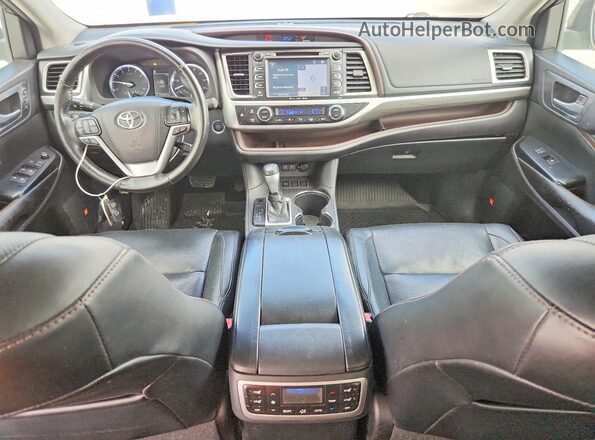 5TDYZRFH6HS199204 2017 TOYOTA HIGHLANDER Белый Вид щитка приборов