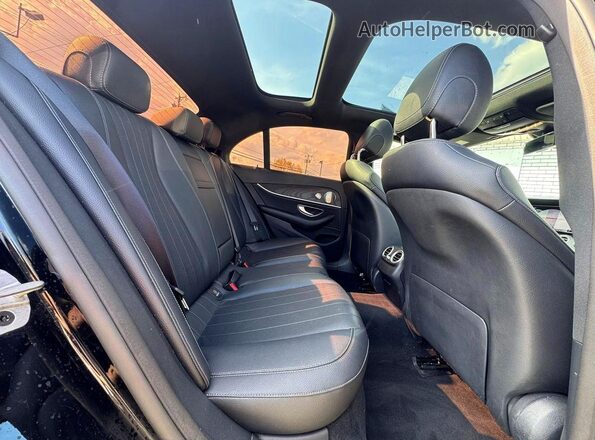 W1KZF8EBXNB029411 2022 MERCEDES-BENZ E-CLASS Black Հետևի տեսք
