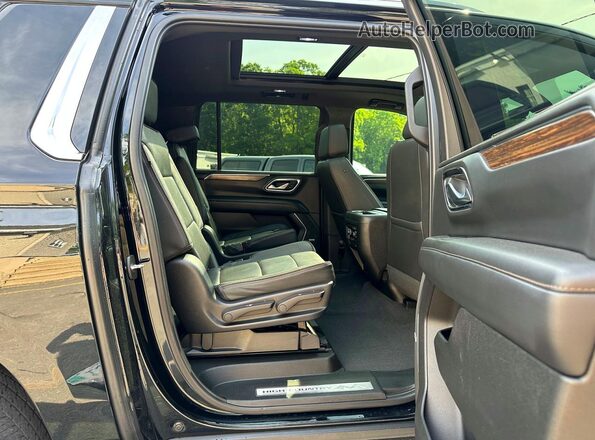 1GNSKGKT8NR304254 2022 CHEVROLET SUBURBAN Black 