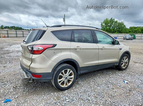 1FMCU0GD0JUB88809 2018 FORD ESCAPE Gold Front right