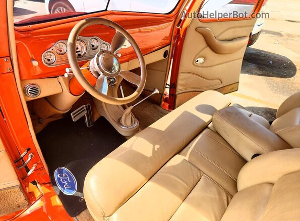 54361342 1938 FORD MODEL Оранжевый Вид панели приборов