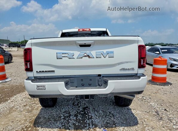 3C63R5FL3TG281414 2026 RAM 2500 White Вид салону спереду