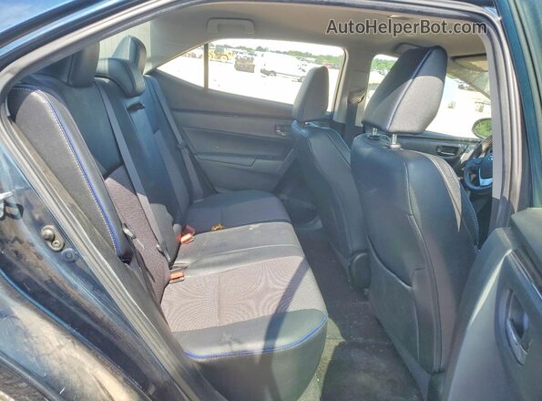 5YFBURHE9HP625998 2017 TOYOTA COROLLA Blue Вид задньої частини салону