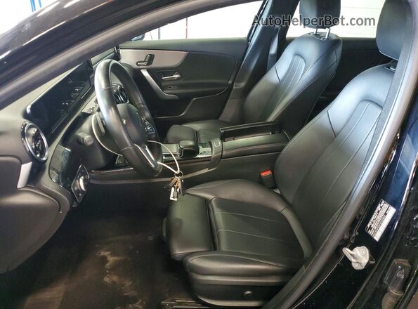 WDD3G4FB5KW020842 2019 MERCEDES-BENZ A-CLASS Black Vista del salpicadero