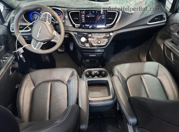 2C4RC1BG3TR186089 2026 CHRYSLER PACIFICA Черный Вид панели приборов