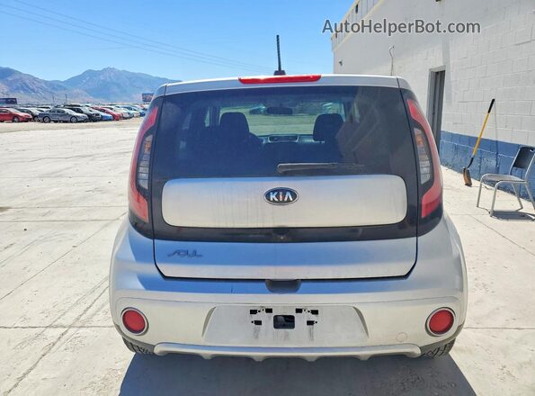 KNDJP3A56J7536746 2018 KIA SOUL Silver 
