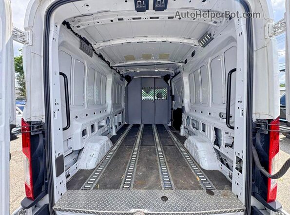 1FTBR1C85RKA93959 2024 FORD TRANSIT Белый Вид сзади