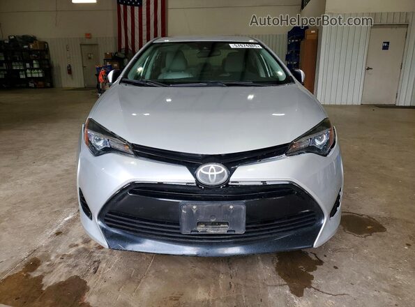 5YFBURHE4HP653806 2017 TOYOTA COROLLA Silver 