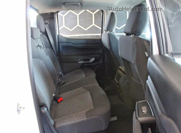 1FTER4HP3RLE44215 2024 FORD RANGER White Front interior view