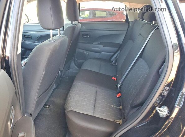 JA4ARUAU1RU023208 2024 MITSUBISHI OUTLANDER Black 