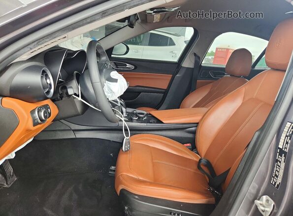ZARFAMANXK7599319 2019 ALFA ROMEO GIULIA Серый Вид панели приборов