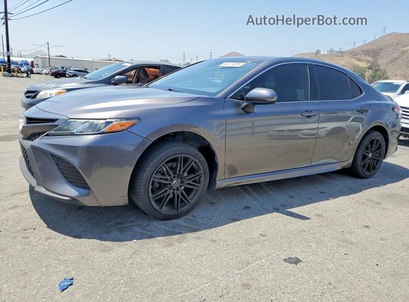 4T1B11HK8JU114612 2018 TOYOTA CAMRY Gray 