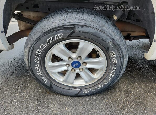 1FTEW1EG4HFC30536 2017 FORD F150 White 