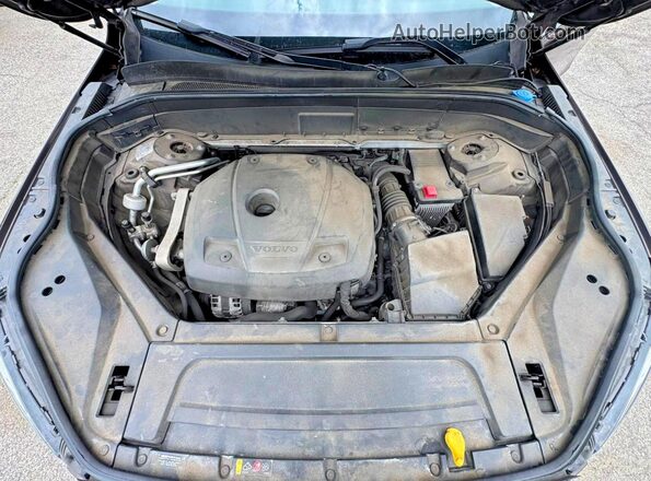 YV4A22PK6J1358472 2018 VOLVO XC90 Black 