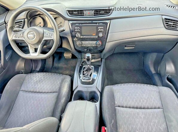 KNMAT2MV1HP566166 2017 NISSAN ROGUE Белый 