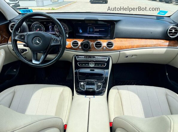 WDDZF4KB8HA132821 2017 MERCEDES-BENZ E Blue Вид щитка приладів