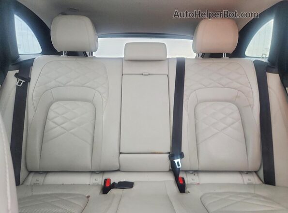SADCJ2EX6PA707267 2023 JAGUAR F-PACE White Вид задньої частини салону