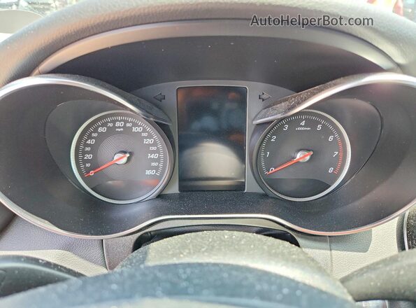 55SWF4HB3JU256138 2018 MERCEDES-BENZ C Silver ხელსაწყოთა პანელის ხედი