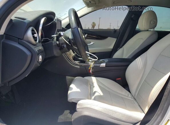 55SWF4HB6JU259275 2018 MERCEDES-BENZ C Silver 