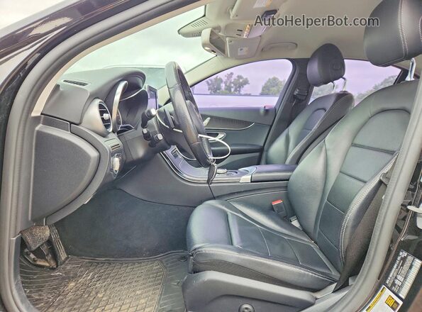 55SWF4HB8HU224036 2017 MERCEDES-BENZ C Black წინა სალონის ხედი