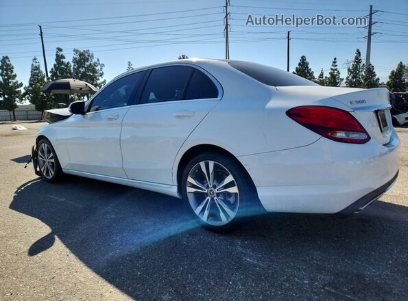 55SWF4JB0GU114820 2016 MERCEDES-BENZ C White Trasero izquierdo