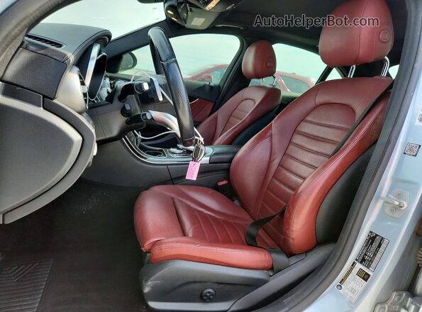 55SWF4JB0GU149146 2016 MERCEDES-BENZ C Silver Widok wnętrza z przodu