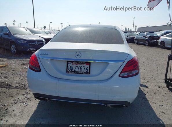 55SWF4JB0GU165573 2016 MERCEDES-BENZ C-CLASS White 