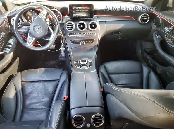 55SWF4JB0HU184965 2017 MERCEDES-BENZ C White Dashboard view