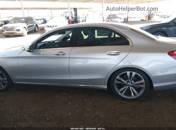 55SWF4JB0HU217219 2017 MERCEDES-BENZ C-CLASS Silver 