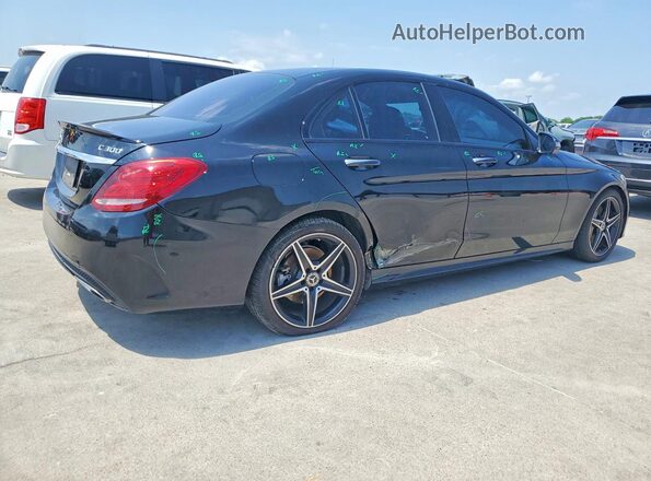 55SWF4JB0JU280830 2018 MERCEDES-BENZ C Black Задня права чверть