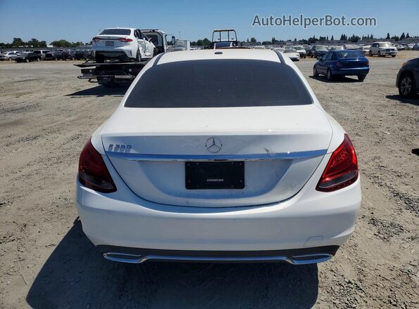 55SWF4JB1GU133747 2016 MERCEDES-BENZ C White უკანა ხედი