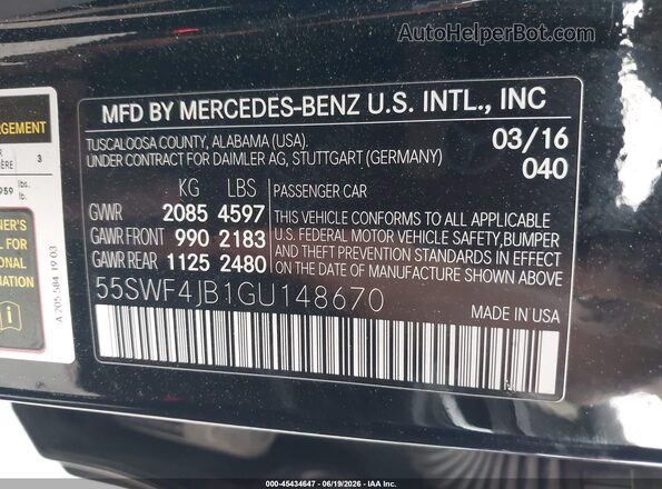 55SWF4JB1GU148670 2016 MERCEDES-BENZ C-CLASS Black Vista del compartimento del motor