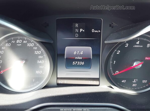 55SWF4JB1GU163623 2016 MERCEDES-BENZ C-CLASS Красный Вид задних сидений