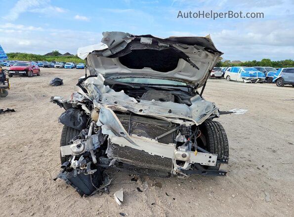 55SWF4JB1HU203099 2017 MERCEDES-BENZ C White Front view