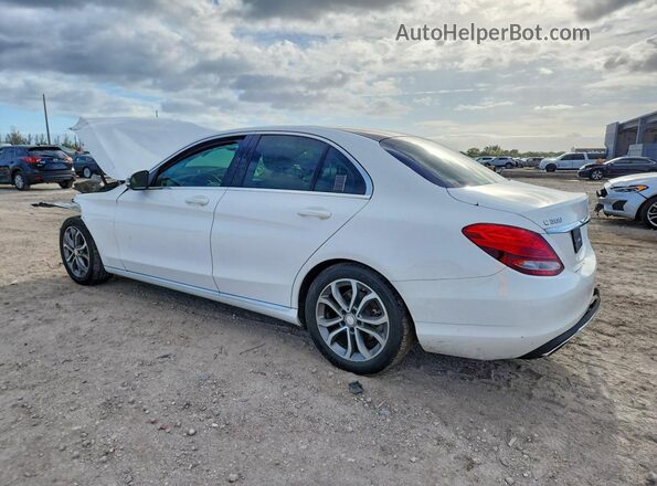 55SWF4JB1HU203099 2017 MERCEDES-BENZ C White Rear left