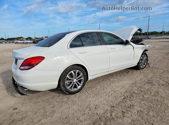 55SWF4JB1HU203099 2017 MERCEDES-BENZ C White Rear right