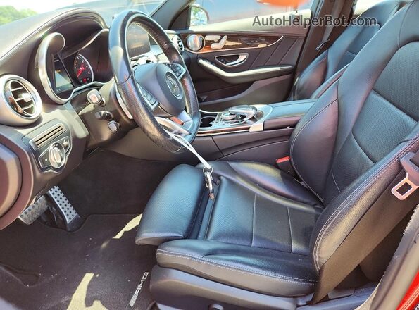 55SWF4JB1HU229346 2017 MERCEDES-BENZ C Red Вид салону спереду