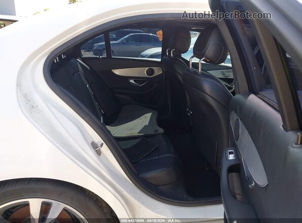 55SWF4JB1JU262028 2018 MERCEDES-BENZ C-CLASS White Widok naklejki z numerem VIN