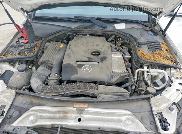 55SWF4JB1JU264295 2018 MERCEDES-BENZ C White Vista interior trasera