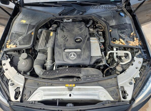 55SWF4JB2GU166238 2016 MERCEDES-BENZ C Black Вид задньої частини салону