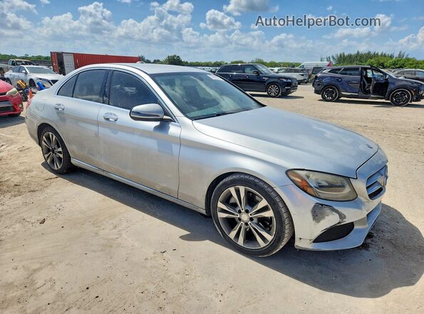 55SWF4JB2GU170385 2016 MERCEDES-BENZ C Silver 