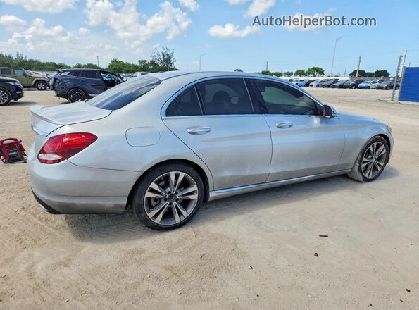 55SWF4JB2GU170385 2016 MERCEDES-BENZ C Silver 