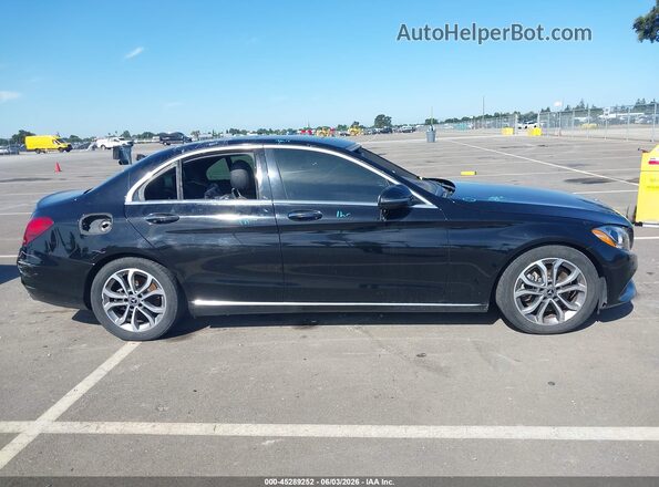 55SWF4JB2JU255668 2018 MERCEDES-BENZ C-CLASS Black Vista interior trasera